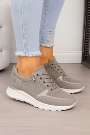 Comfortable Sneakers With Lightweight Sole For Women