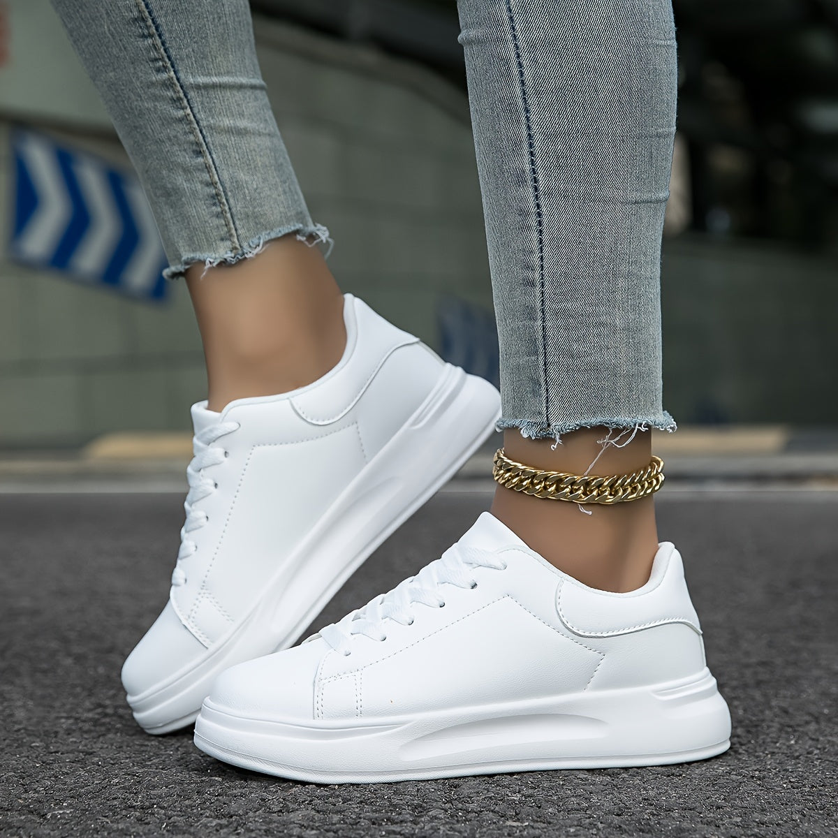 Minimalist White Sneakers With Thick Sole For Women