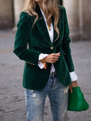 Tailored Women's Blazer with Classic Lapels and Button Closure