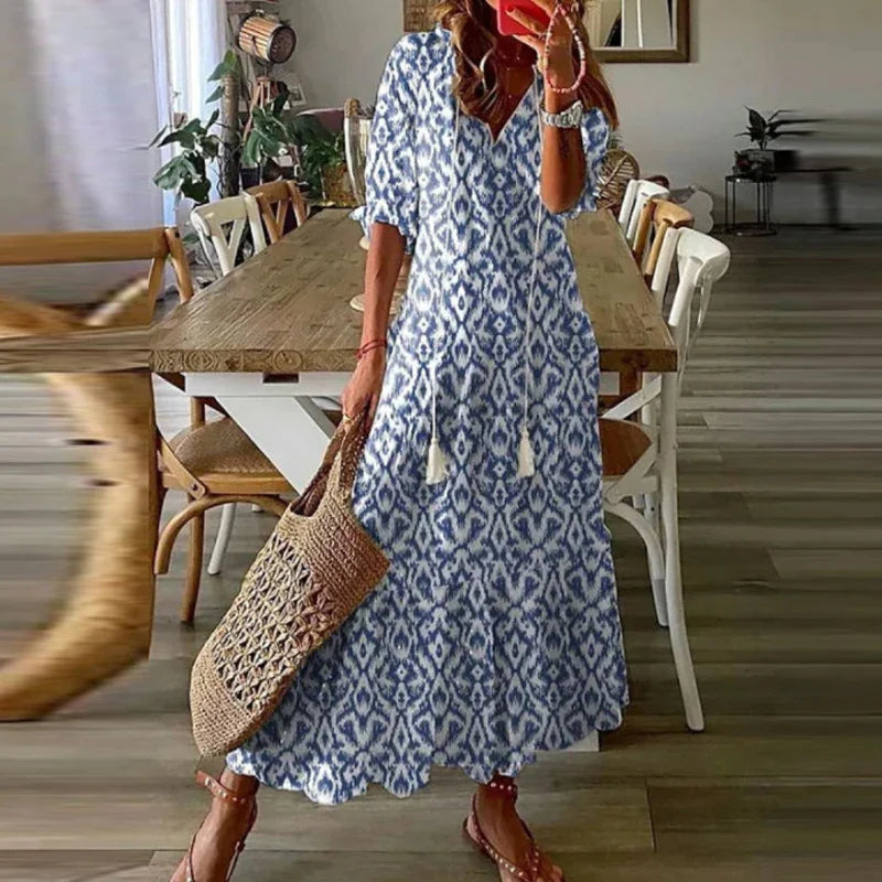 Boho Maxi Dress with Floral Print and V-Neck