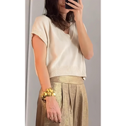 Elegant Pants with Gold Details and Wide Legs