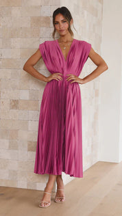 Ilse - Refined pleated midi dress with V-neck