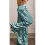 Elegant Pants with Gold Details and Wide Legs
