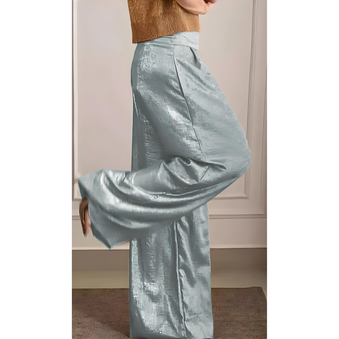 Elegant Pants with Gold Details and Wide Legs