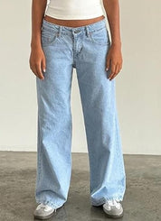 Comfortable Women's Low-Rise Jeans with Wide Legs