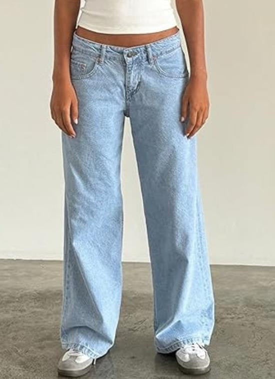 Comfortable Women's Low-Rise Jeans with Wide Legs