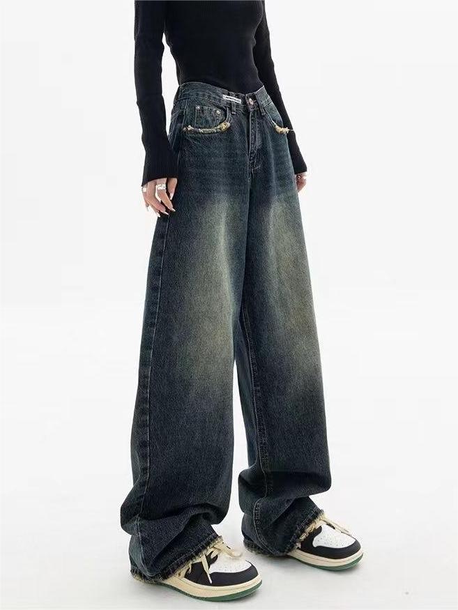 Women's Jeans with Vintage Look and Washed Effect