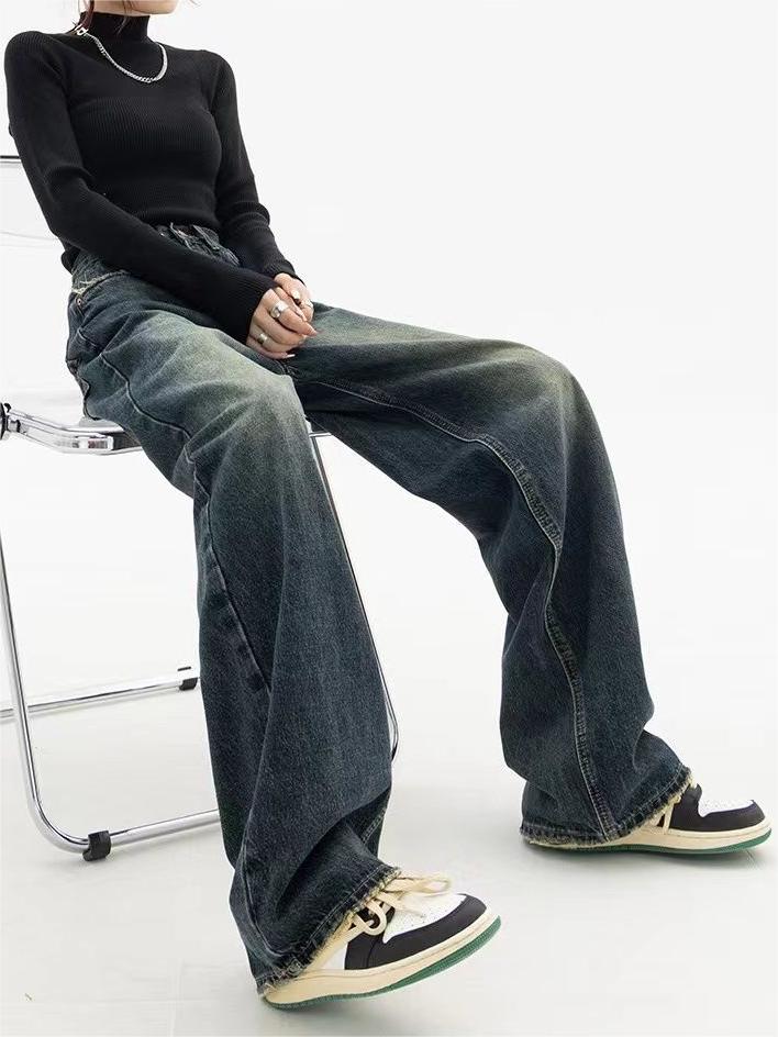 Women's Jeans with Vintage Look and Washed Effect