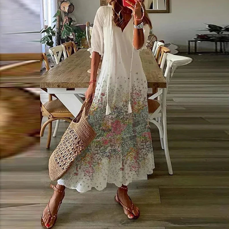 Boho Maxi Dress with Floral Print and V-Neck