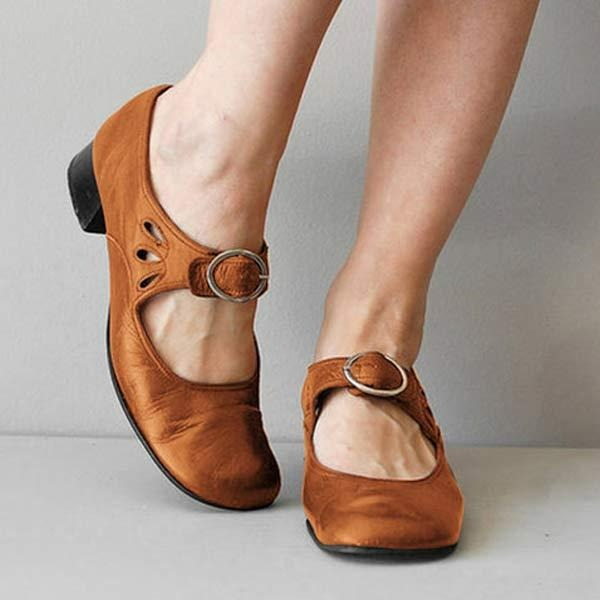 Women's Low Heel Shoes With Buckle And Elegant Look