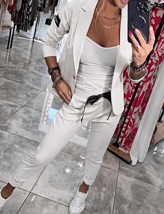 Stylish Two-Piece Blazer Set with Jogger Pants for Women