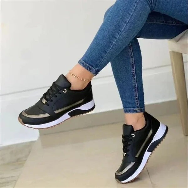 Women's Wedge Sneakers with Contrasting Sole and Laces