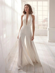 Elegant Women's Jumpsuit with Open Back and Halter Neck