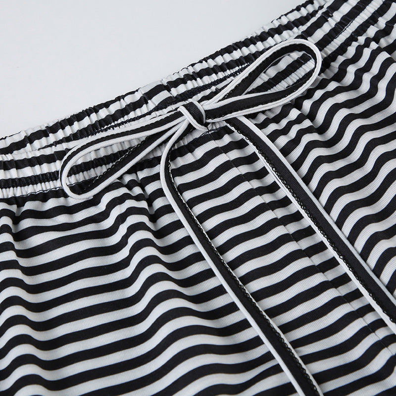 Striped Lounge Pants for Women with Wide Legs and Elastic Waist