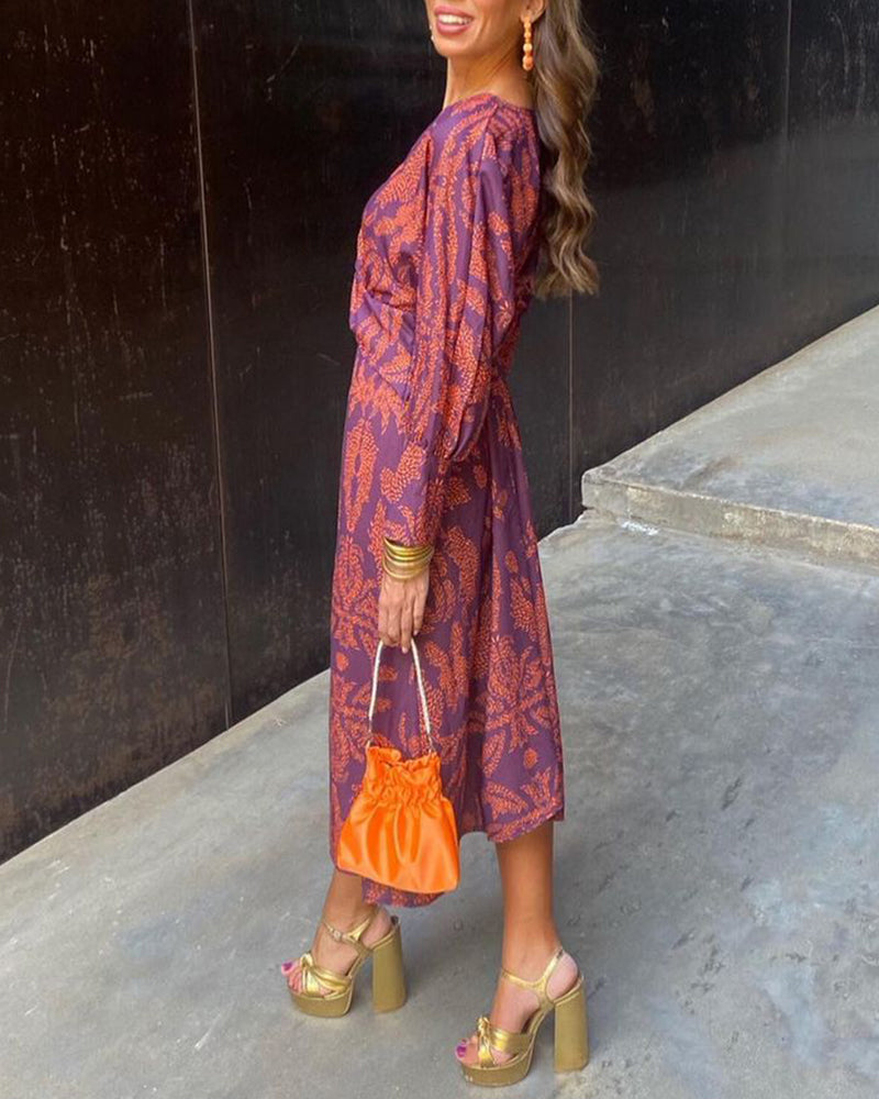 Evi-Lynn - Midi dress with V-neck and print