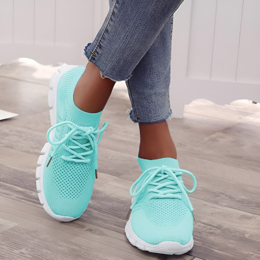 Low Sneakers With Comfortable Sole For Women