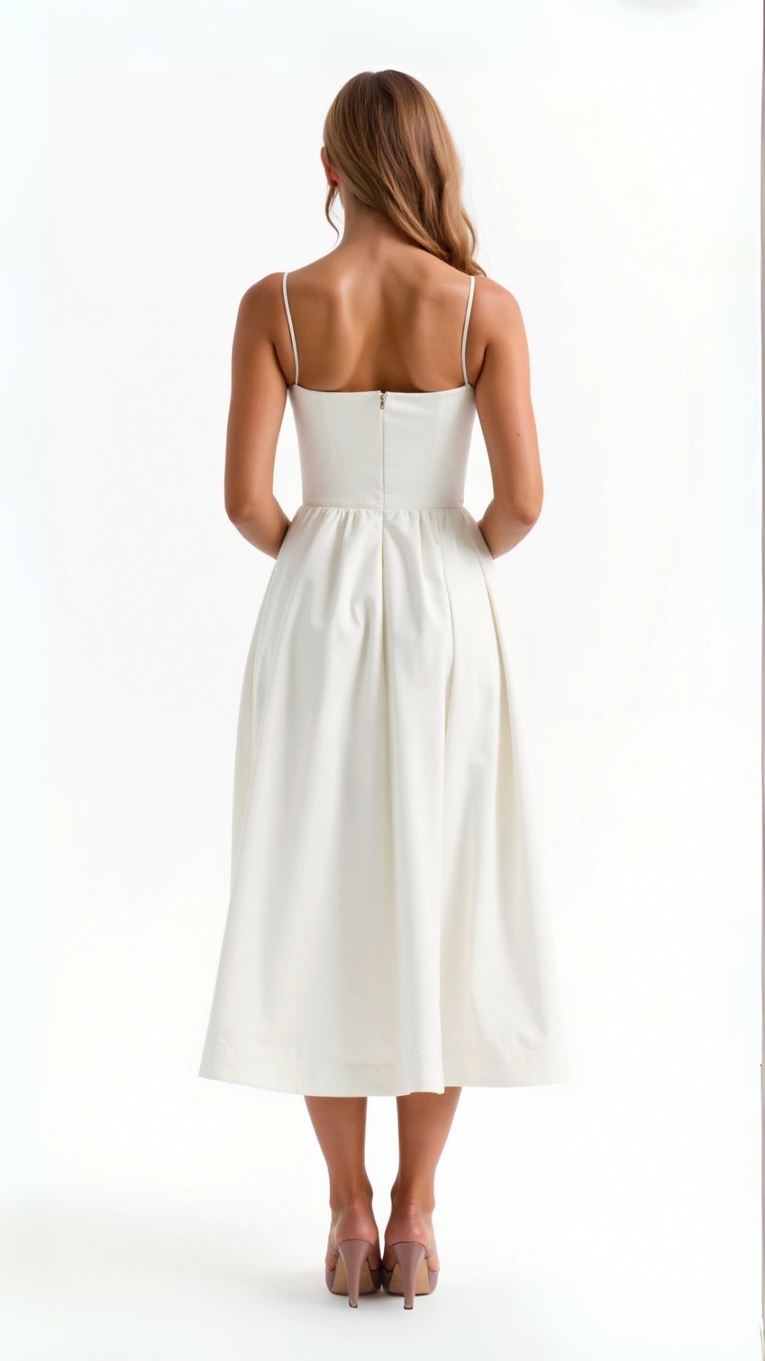 Jolien - Midi dress with spaghetti straps and tailored fit