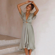 Eline - Elegant Flowing Midi Dress with V Neck for Women