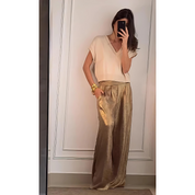 Elegant Pants with Gold Details and Wide Legs