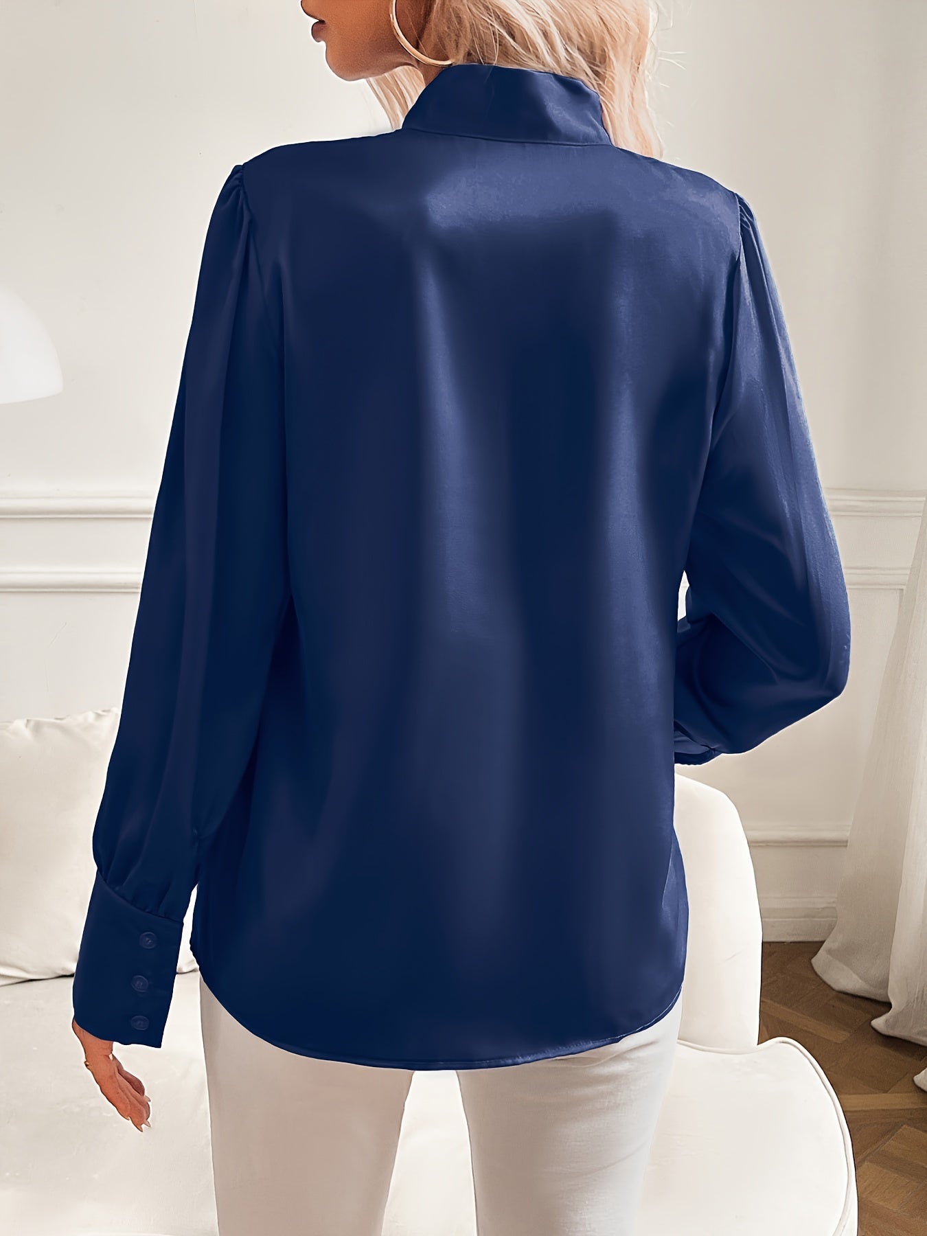 Elegant Women's Blouse with Bow Detail and Long Sleeves