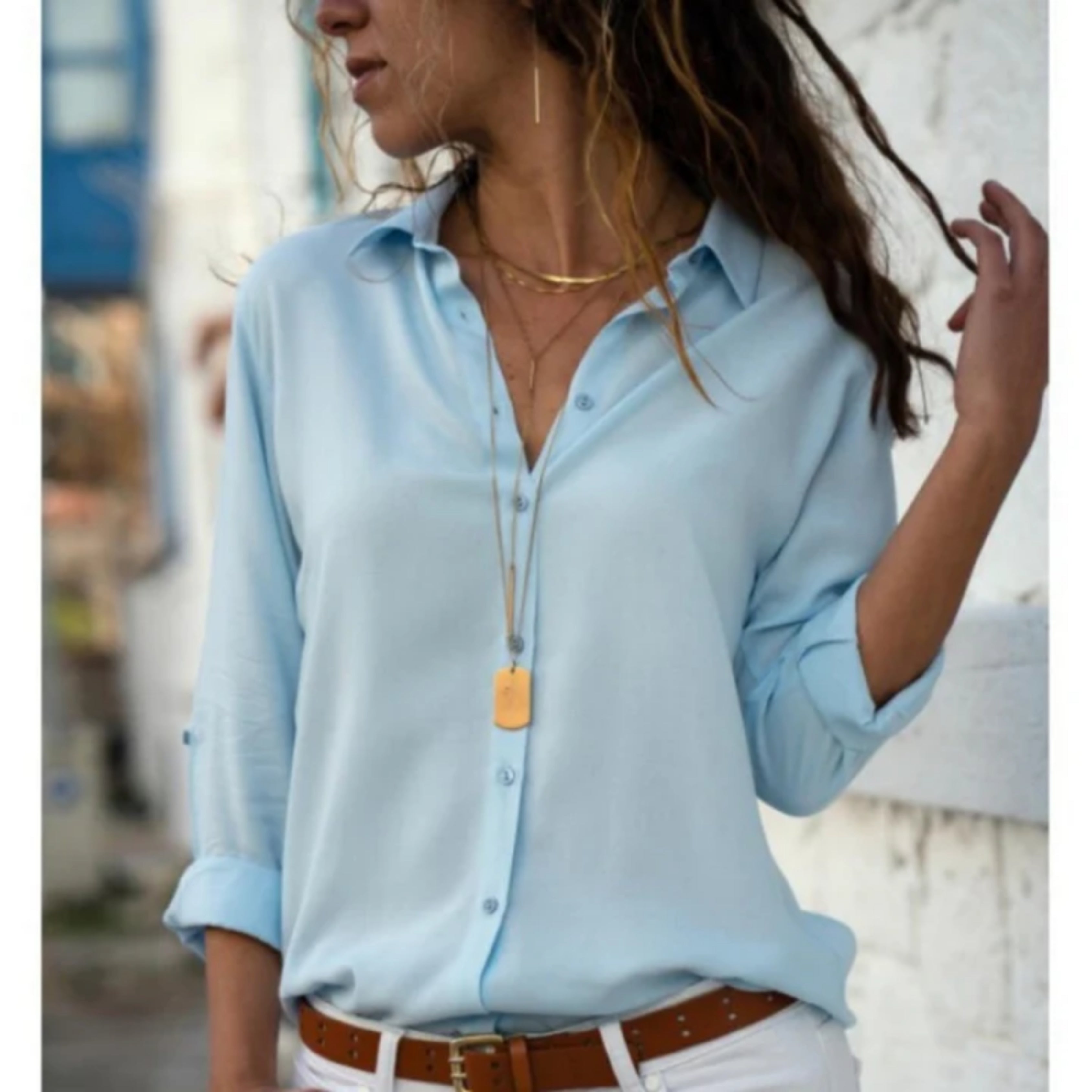 Elegant Women's Blouse with Long Sleeves
