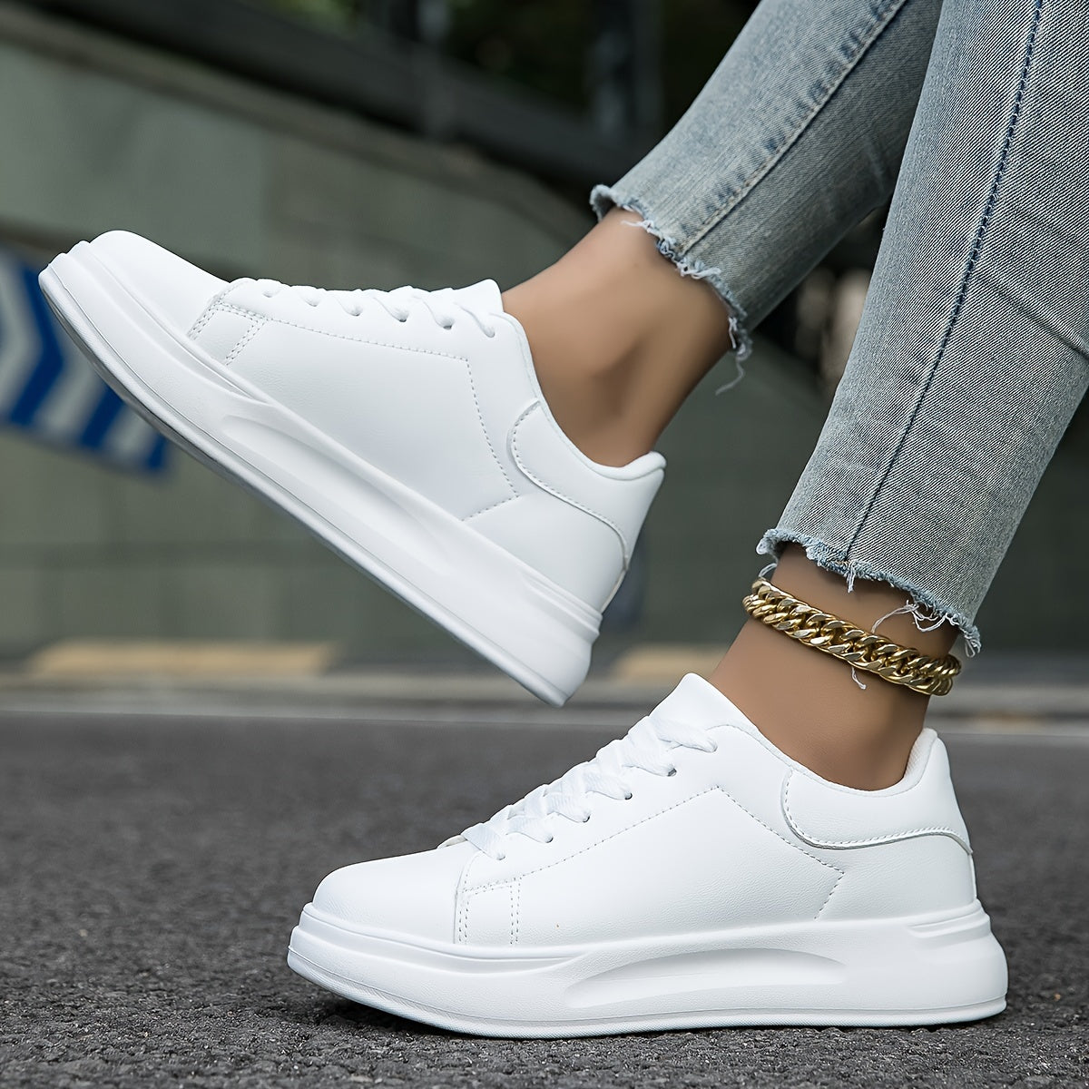Minimalist White Sneakers With Thick Sole For Women