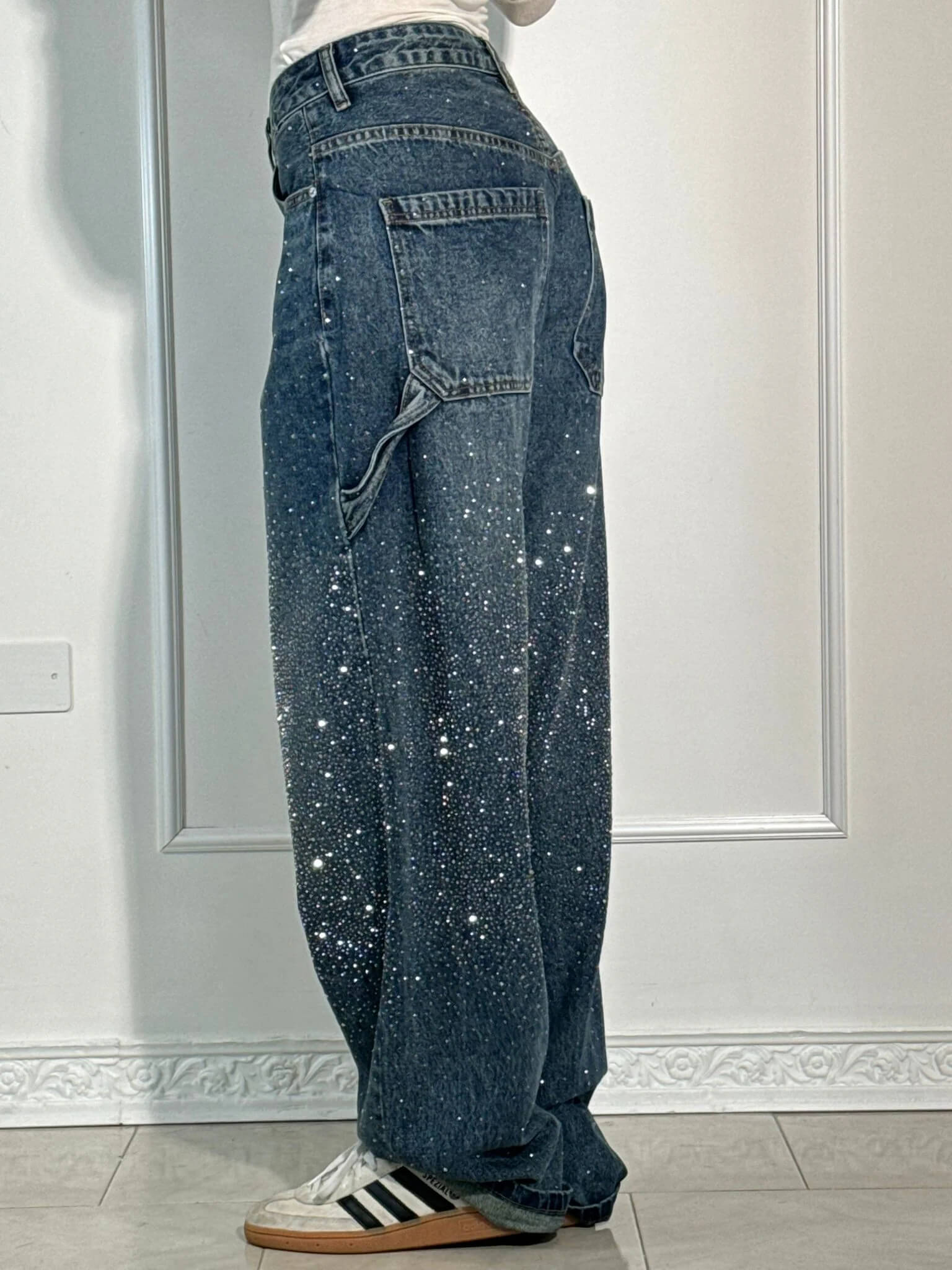 Trendy Shiny Women's Jeans with Wide Legs