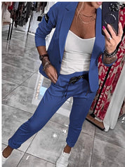 Comfortable Women's Set with Blazer and Slim Fit Pants