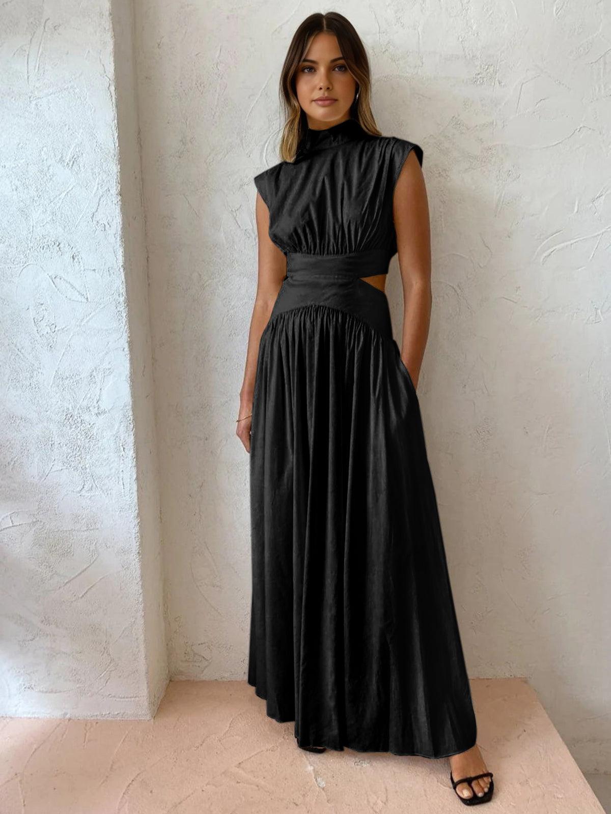 Noa - Maxi dress with stylish cut-out waist