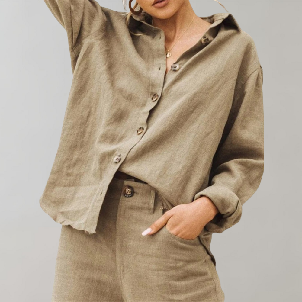 Airy Linen Women’s Blouse with Long Sleeves and Button Closure