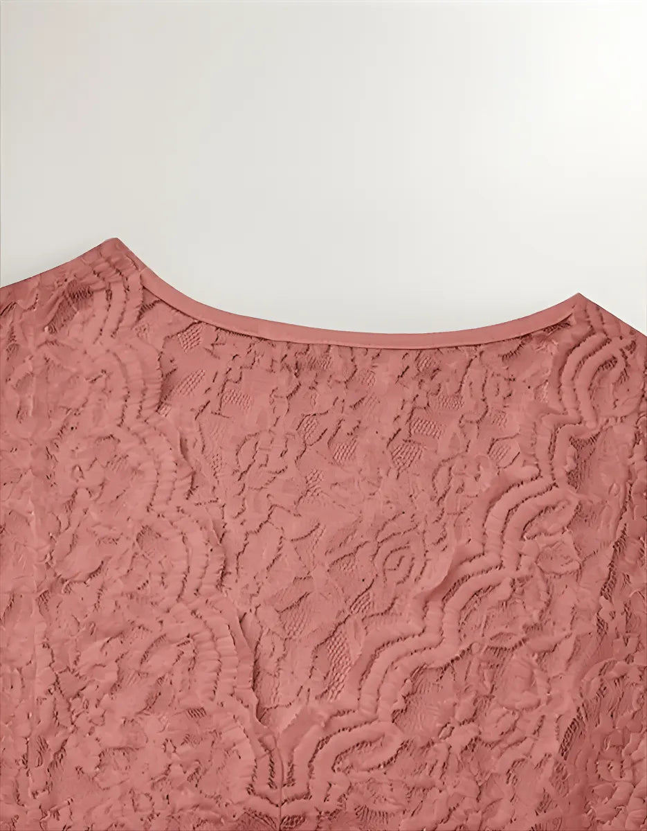 Fitted Edge Top with V Neck and Short Sleeves