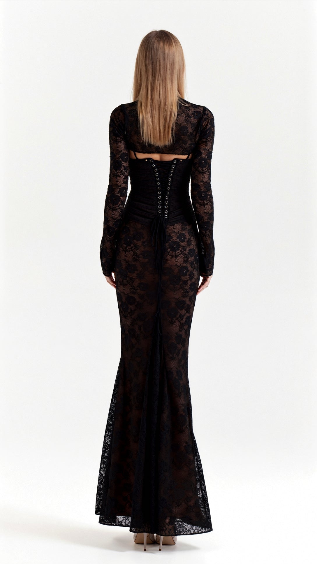 Women's Maxi Lace Evening Dress with Long Sleeves and Elegant Silhouette