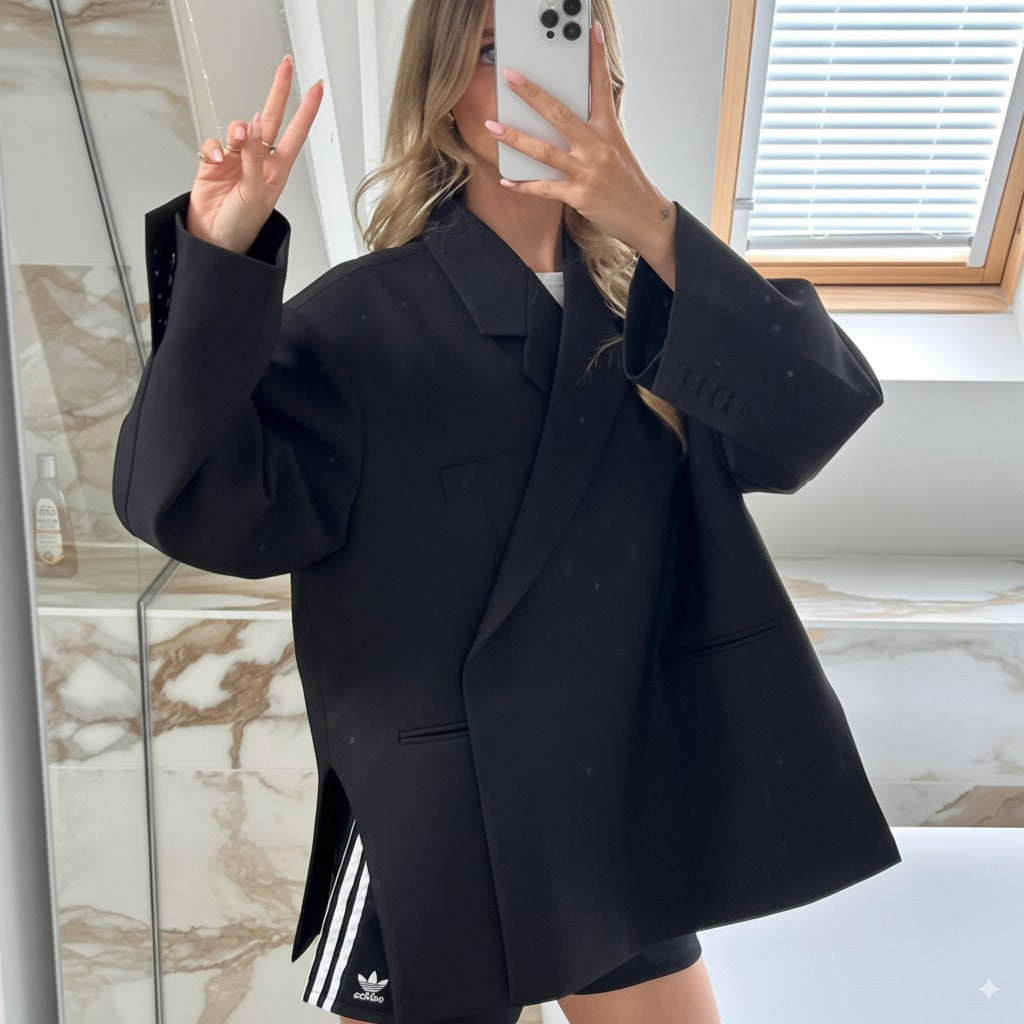 Oversized Stylish Women's Blazer with Modern Fit