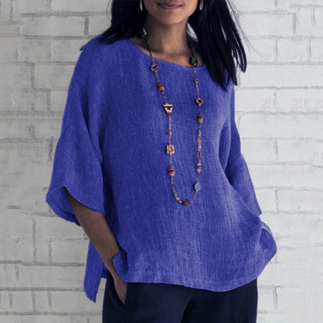 Lightweight Top with Round Neck and Short Sleeves for Women