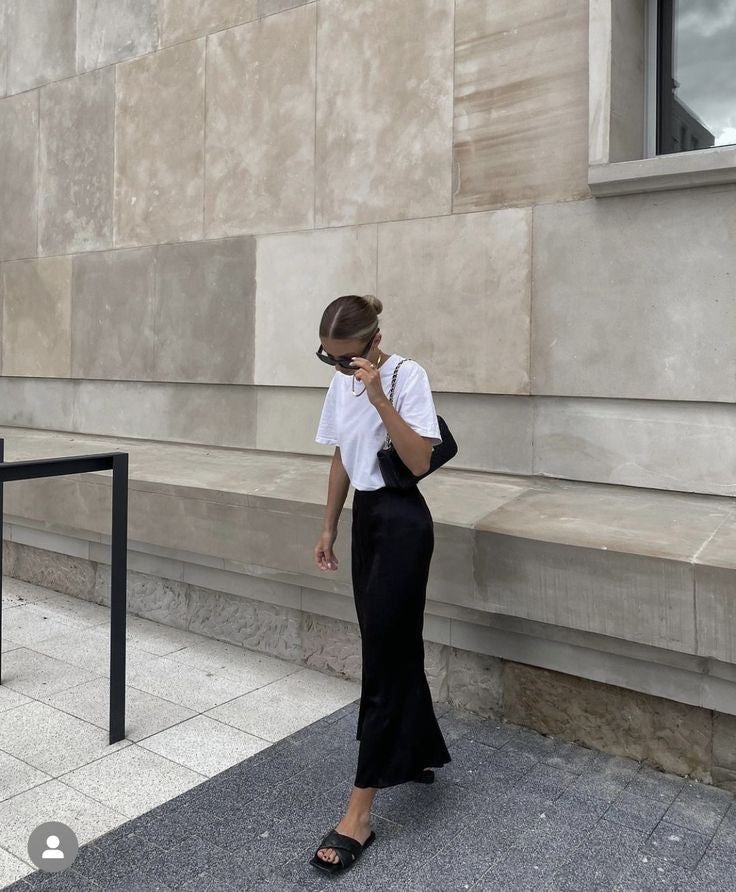 Zoë - Elegant Long Satin Maxi Skirt
