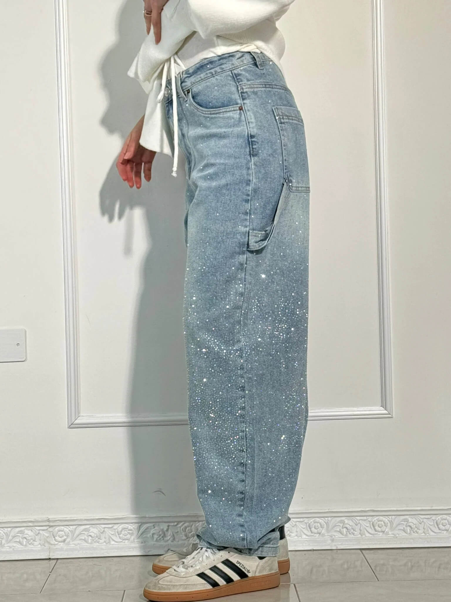 Trendy Shiny Women's Jeans with Wide Legs