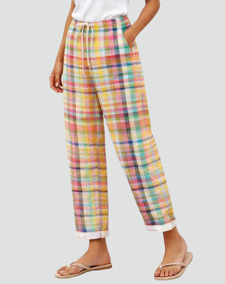 Lekkie_letnie_spodnie_damskie_w_krate_z_luzna_nogawka.png