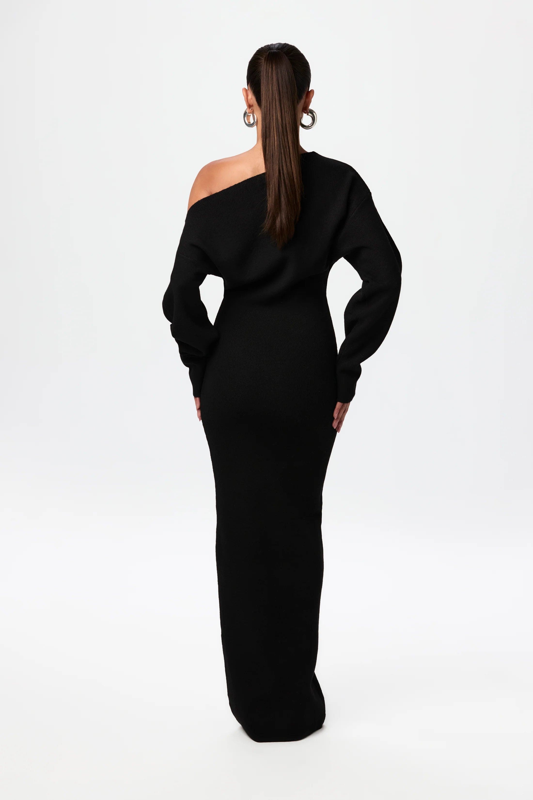 Florine - Off-shoulder maxi dress