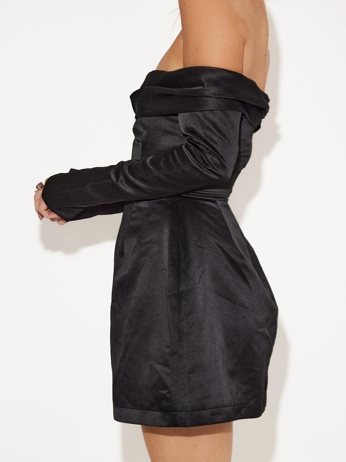 Black Off-Shoulder Mini Cocktail Dress with Long Sleeves for Women