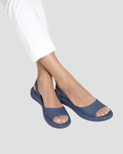 Comfort peep-toe sandals with elastic band and wedge heel