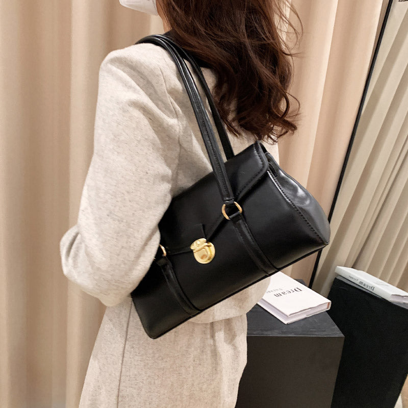 Élise Elegant Shoulder Bag