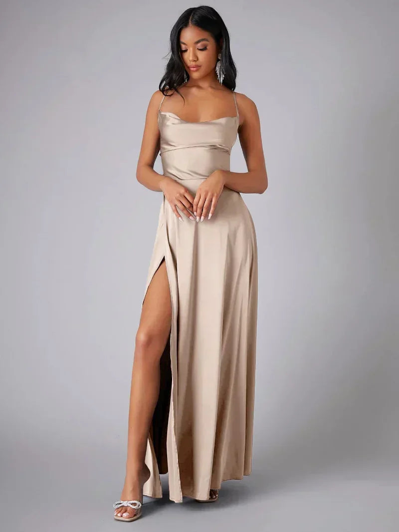 Maartje - Satin evening dress with high slit and open back