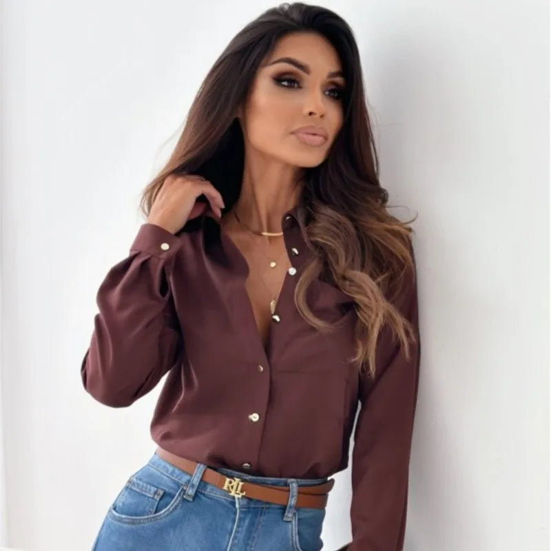 Elegant Blouse with Long Sleeves for Women with Collar and Button Closure
