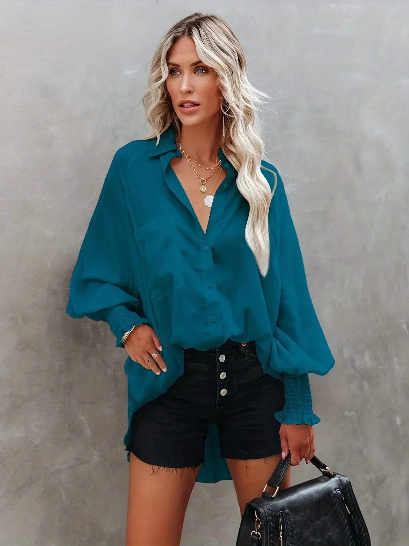 Beaudine - Airy oversized blouse