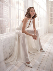 Elegant White Women's Gala Jumpsuit with Deep V-Neck and Wide Legs