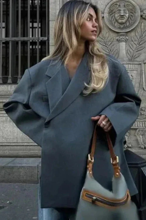 Oversized Women's Blazer Chic with Notch Collar and Long Sleeves