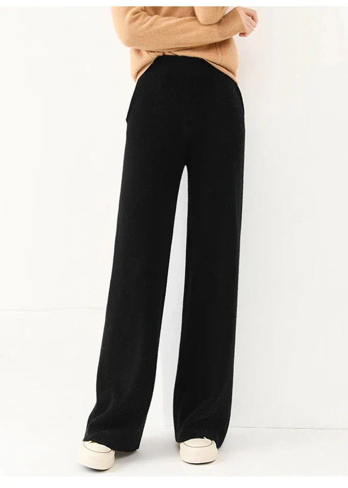Luxury Women's Corduroy Pants with Wide Legs and Elastic Waist