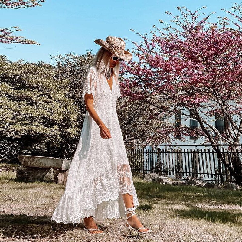 White Women’s Summer Maxi Dress With Lace And V Neck