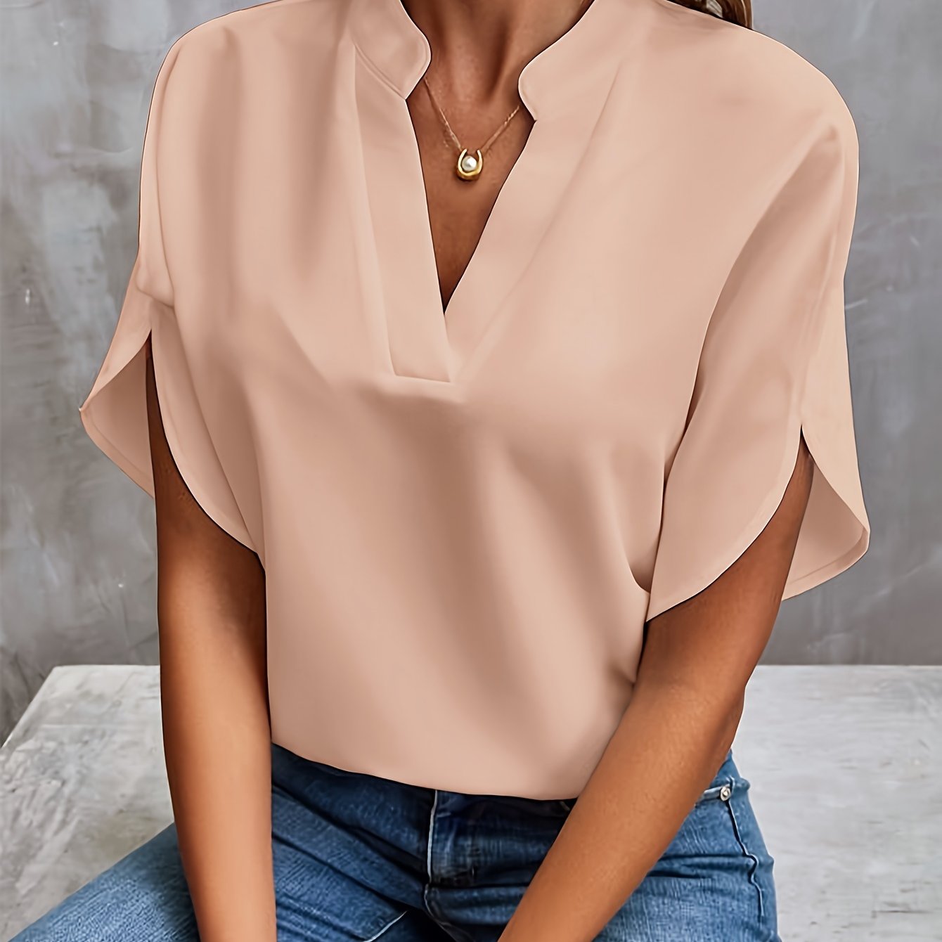Women's Elegant Blouse with V-Neck and Short Sleeves
