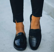 Women's Black Classic Loafers with Refined Finish